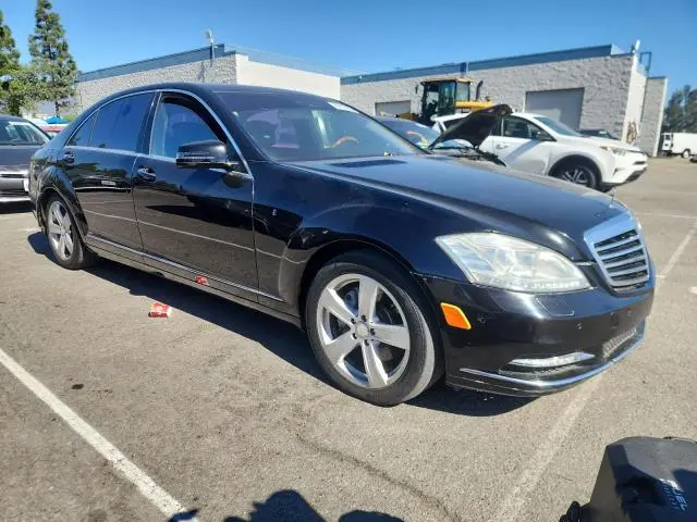 2011 MERCEDES-BENZ S 550  