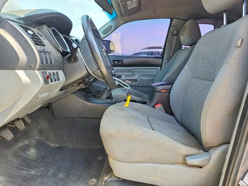 2015 TOYOTA TACOMA BASE  