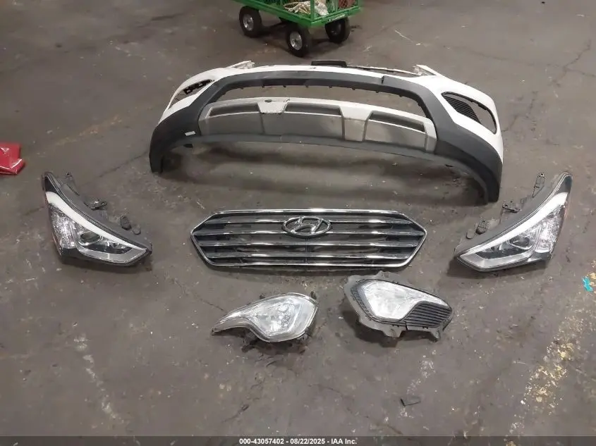 2016 HYUNDAI SANTA FE SE