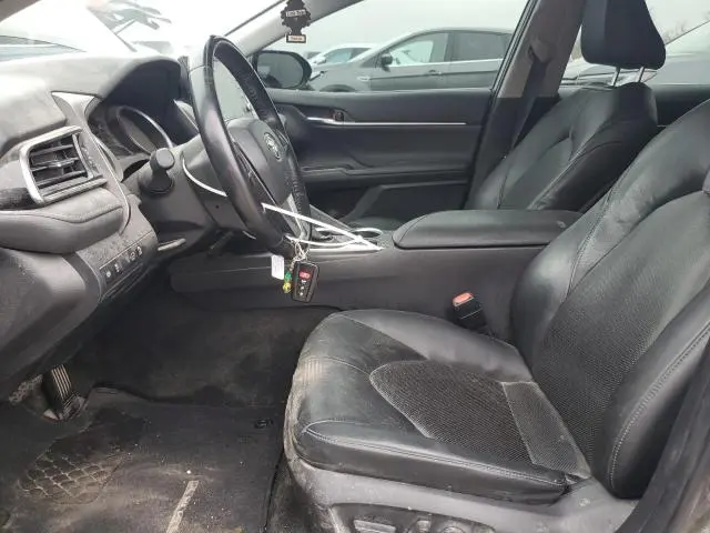 2021 TOYOTA CAMRY XLE  