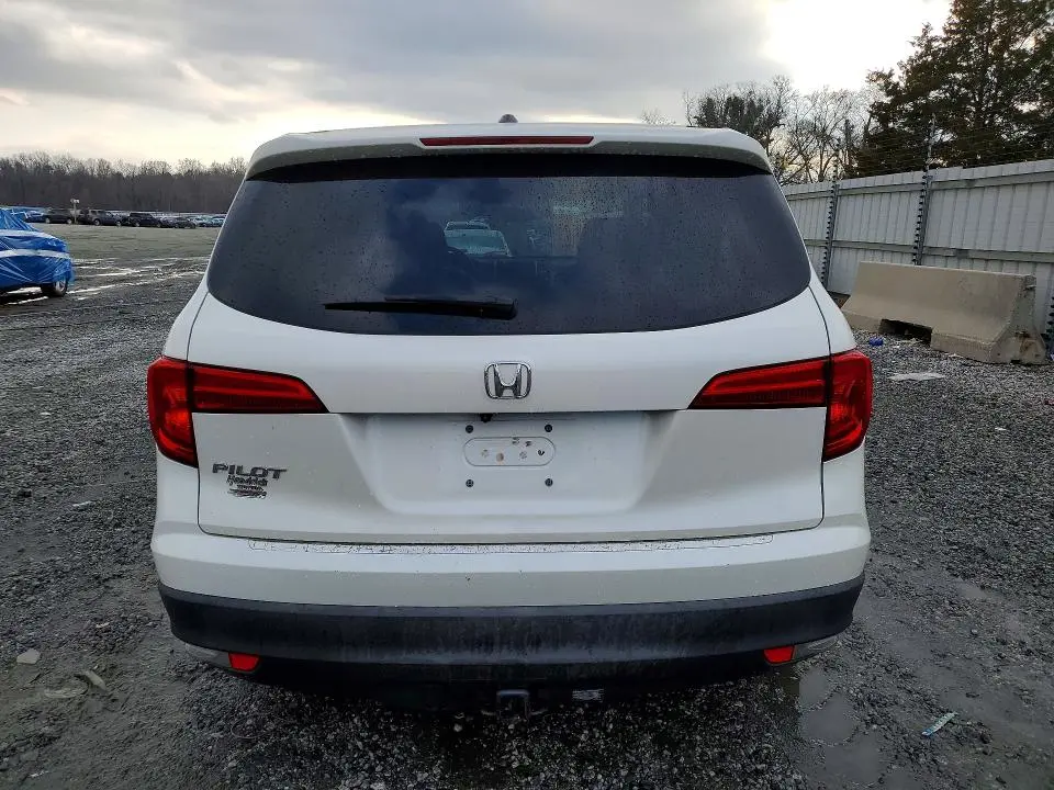 2016 HONDA PILOT EXLN  