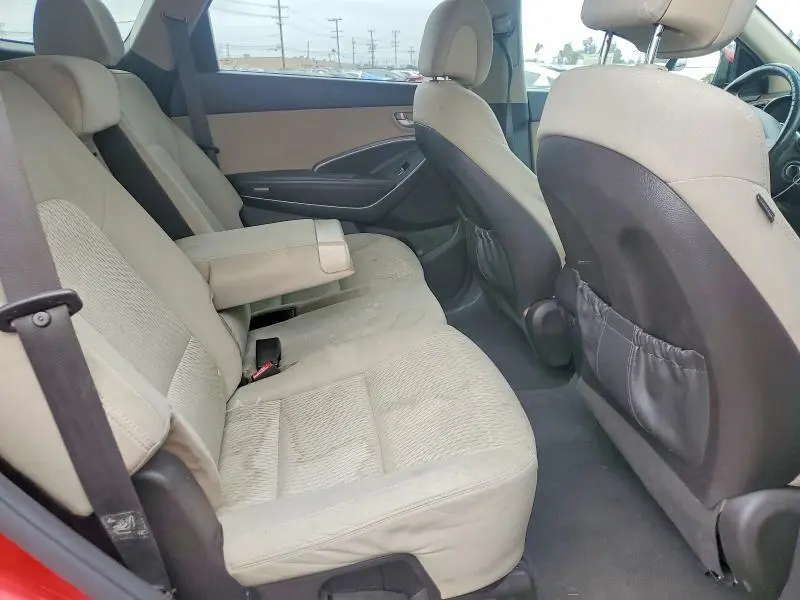 2016 HYUNDAI SANTA FE SE  