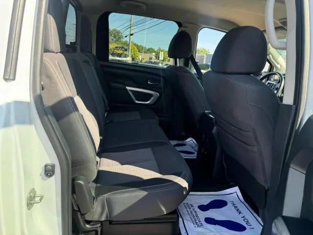 2020 NISSAN TITAN XD SV  