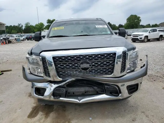 2018 NISSAN TITAN SV  