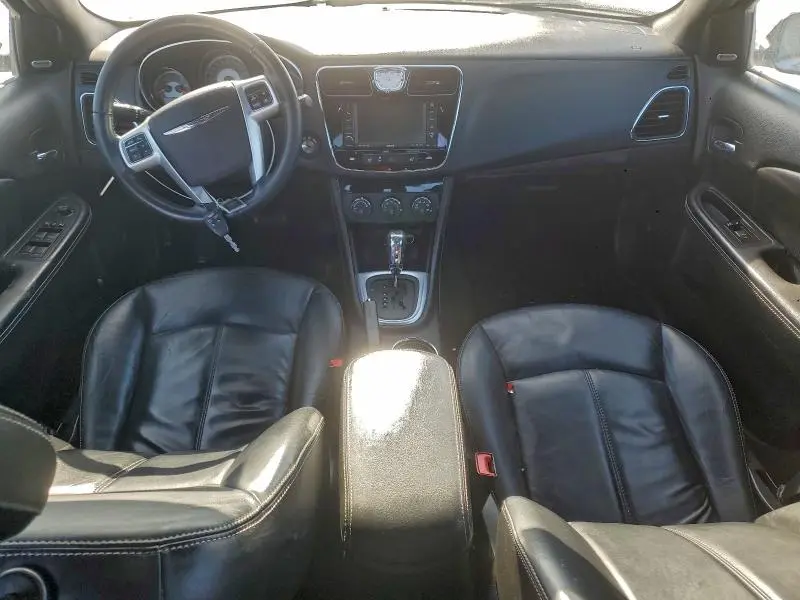 2011 CHRYSLER 200 LIMITED  