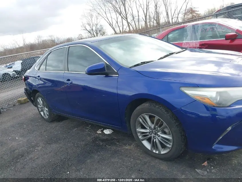 2016 TOYOTA CAMRY SE
