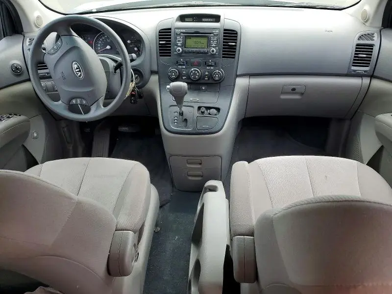 2012 KIA SEDONA LX  