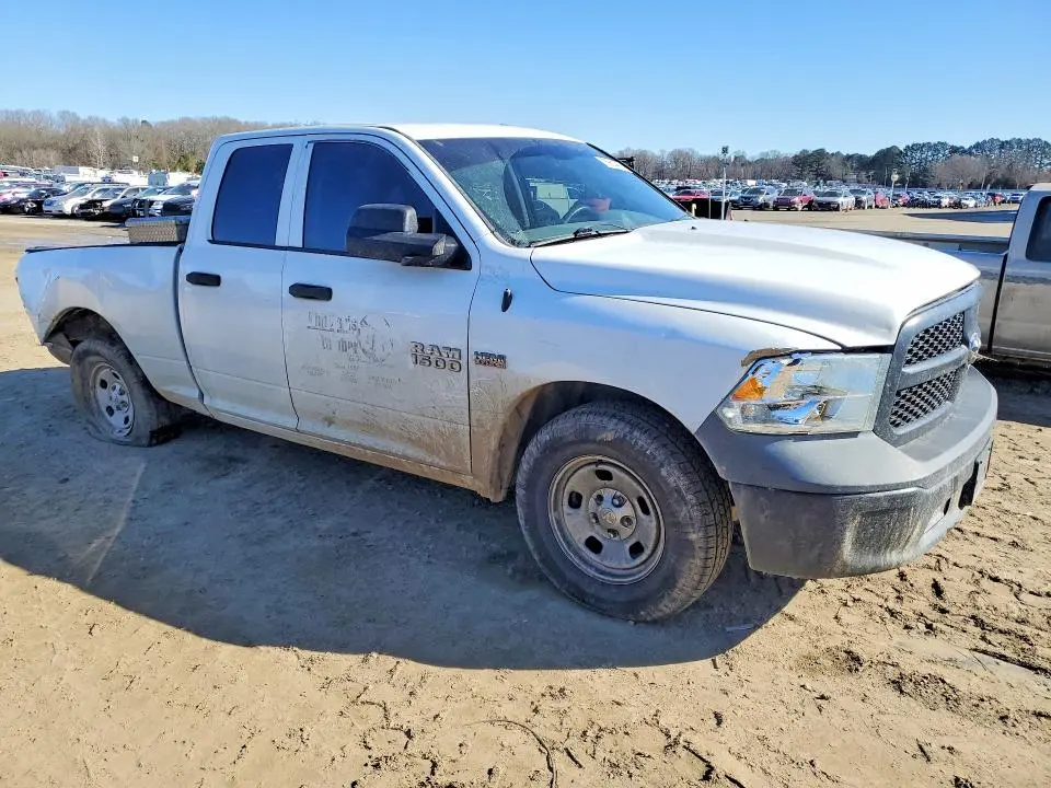 2014 RAM 1500 ST  