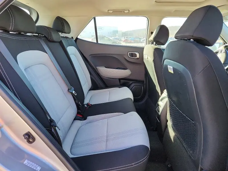 2024 HYUNDAI VENUE SEL  