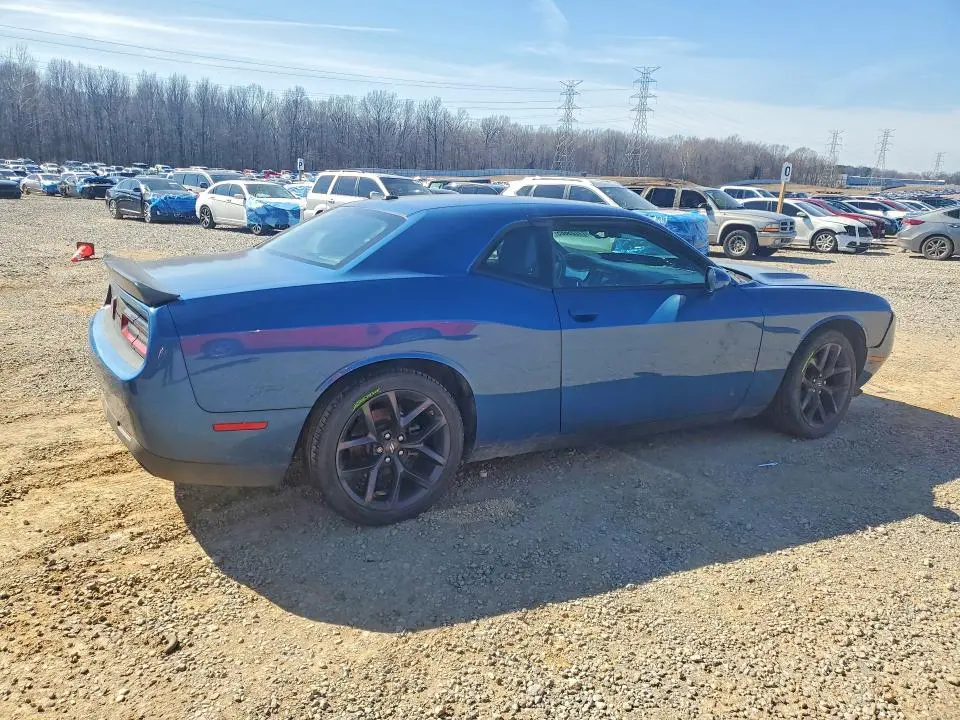 2023 DODGE CHALLENGER SXT  