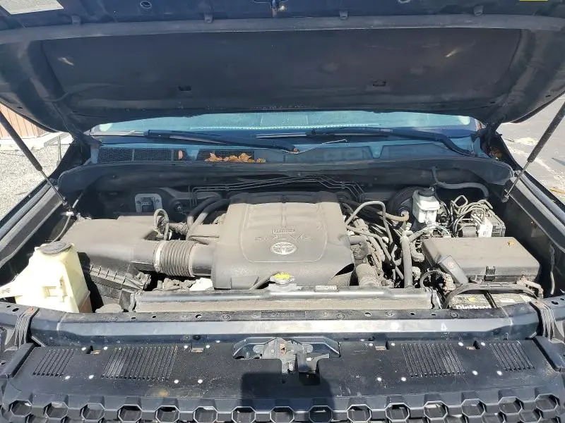 2015 TOYOTA TUNDRA SR5  