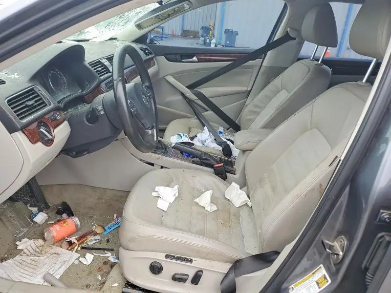 2013 VOLKSWAGEN PASSAT SEL  