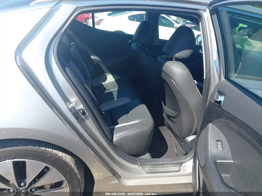 2012 KIA OPTIMA SX