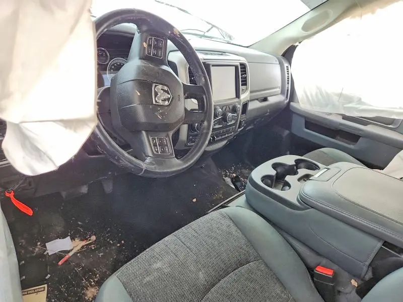 2015 RAM 1500 SLT  