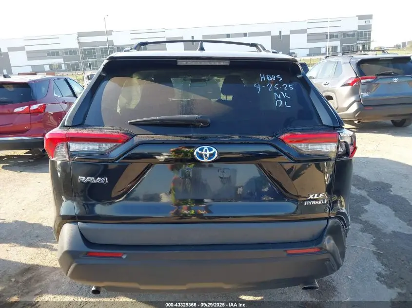 2021 TOYOTA RAV4 HYBRID XLE