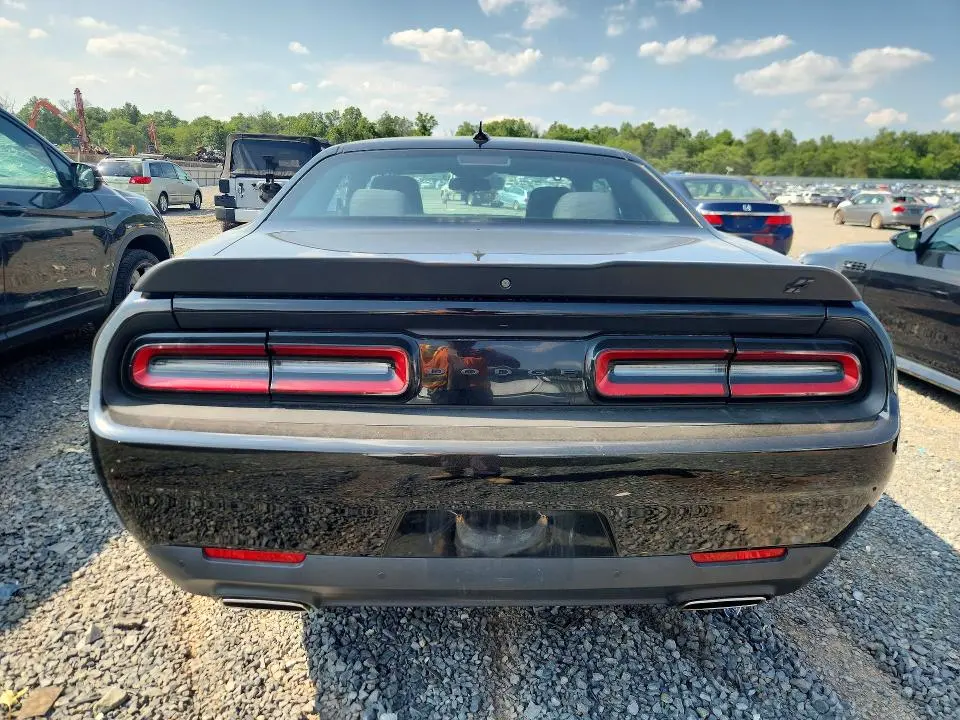 2020 DODGE CHALLENGER SXT  
