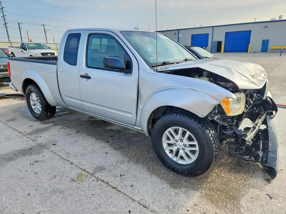 2016 NISSAN FRONTIER SV V6  