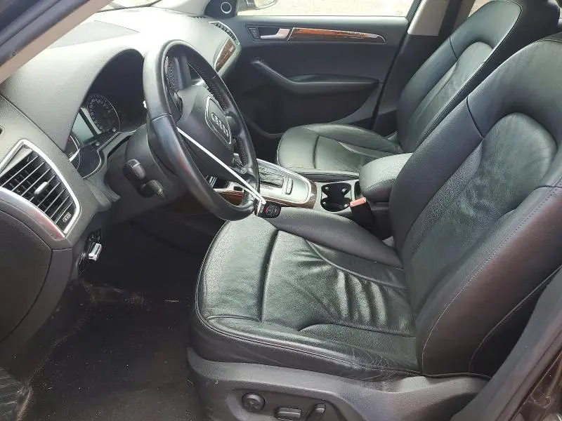 2010 AUDI Q5 PREMIUM PLUS  