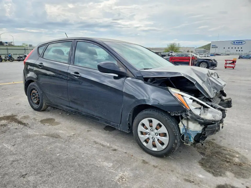2017 HYUNDAI ACCENT SE  