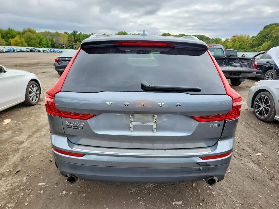 2018 VOLVO XC60 T5  