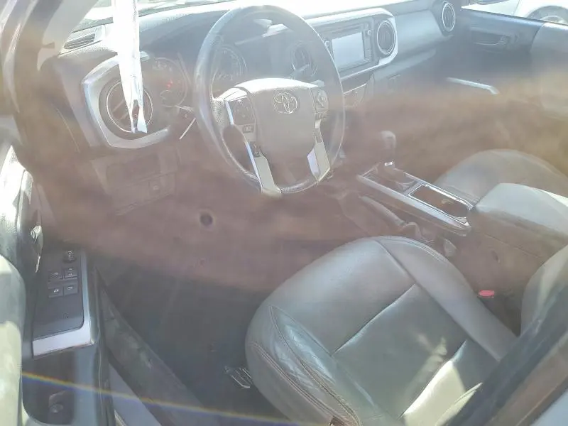 2019 TOYOTA TACOMA SR5 V6  