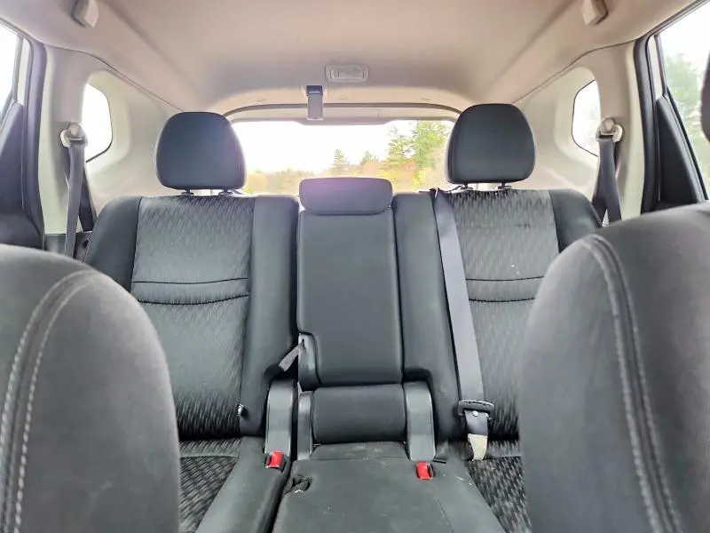 2017 NISSAN ROGUE S  