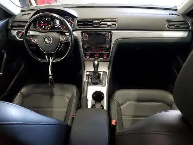 2019 VOLKSWAGEN PASSAT WOLFSBURG  