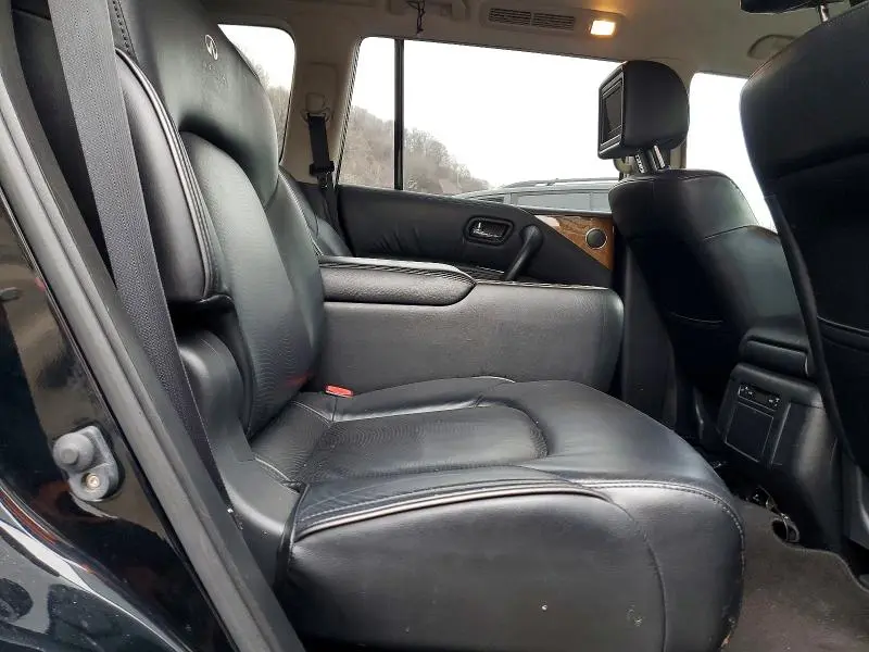 2011 INFINITI QX56 BASE  