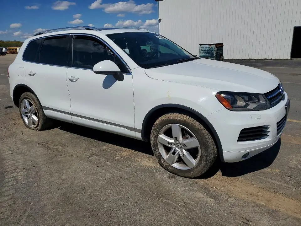 2012 VOLKSWAGEN TOUAREG V6 TDI  