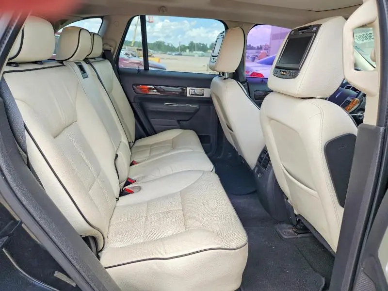 2010 LINCOLN MKX   