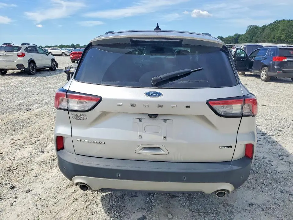 2020 FORD ESCAPE TITANIUM  
