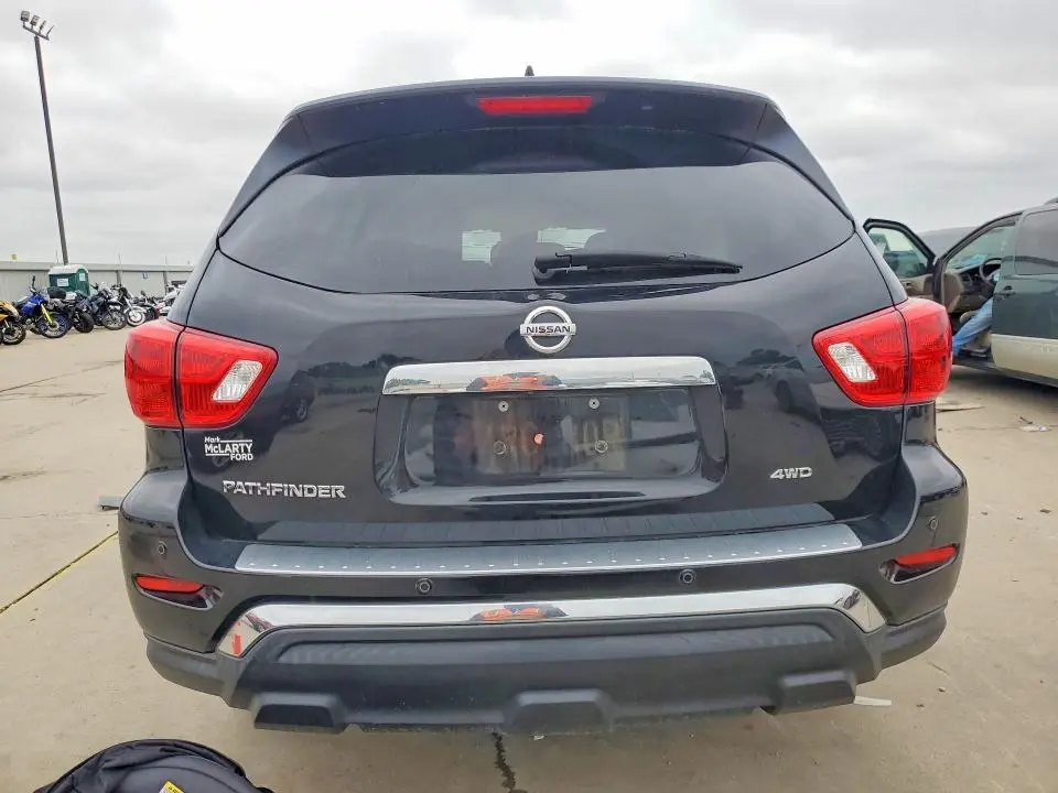 2019 NISSAN PATHFINDER S  