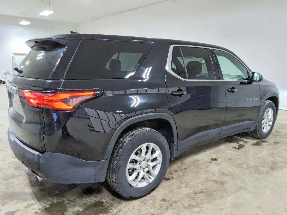 2022 CHEVROLET TRAVERSE LS  