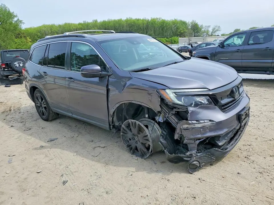 2021 HONDA PILOT SE  