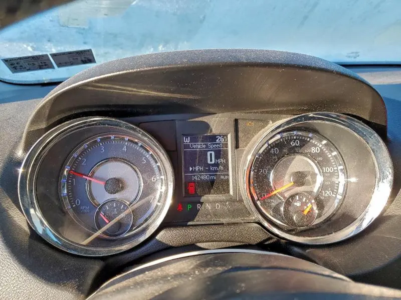 2013 CHRYSLER TOWN & COUNTRY TOURING  