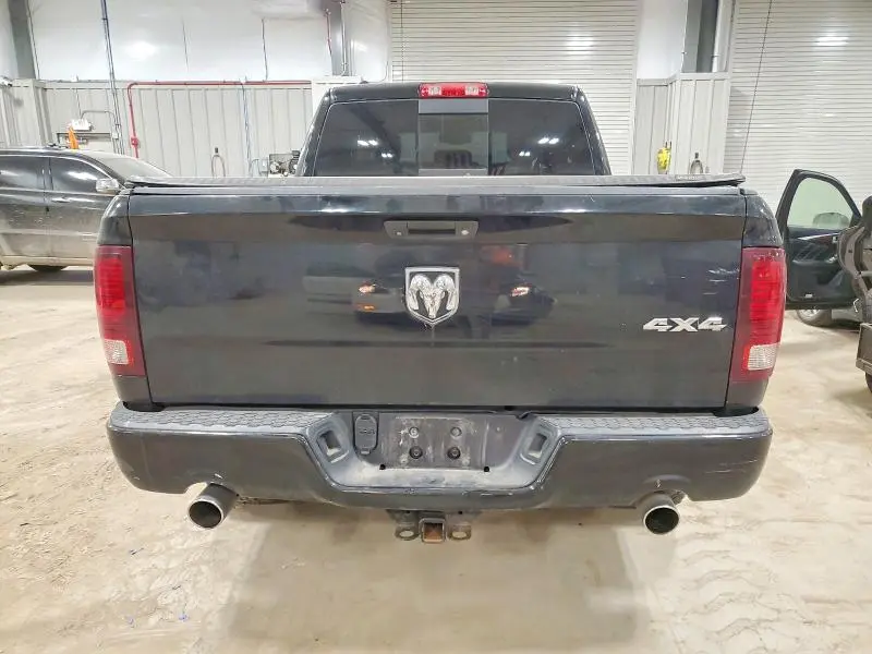 2013 RAM 1500 SPORT  