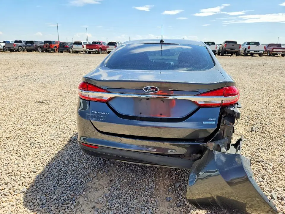 2018 FORD FUSION SE  