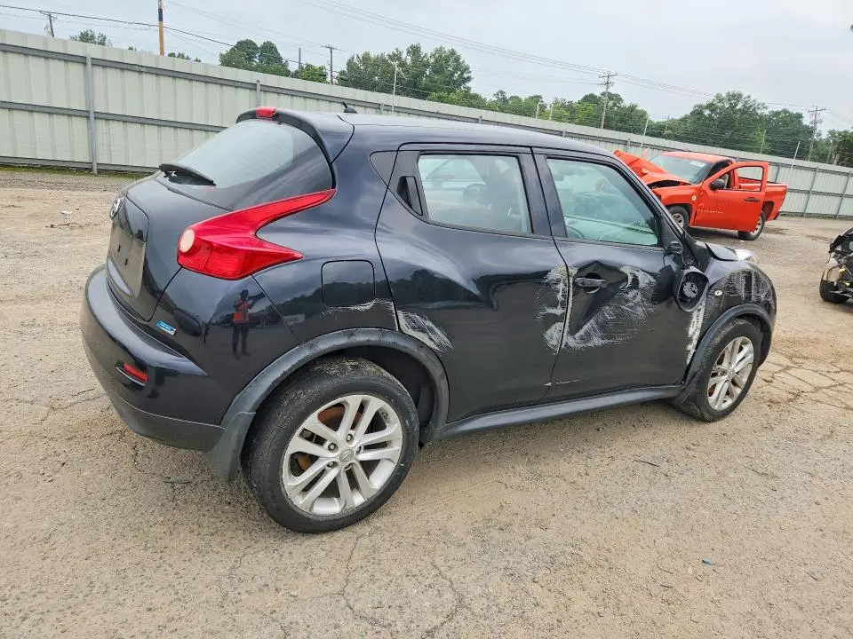 2014 NISSAN JUKE S  