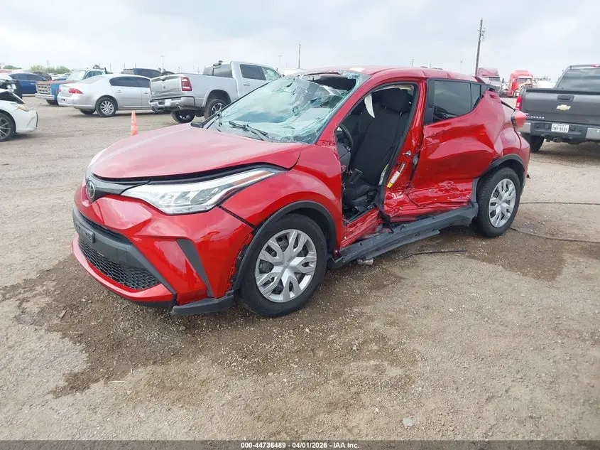 2020 TOYOTA C-HR LE