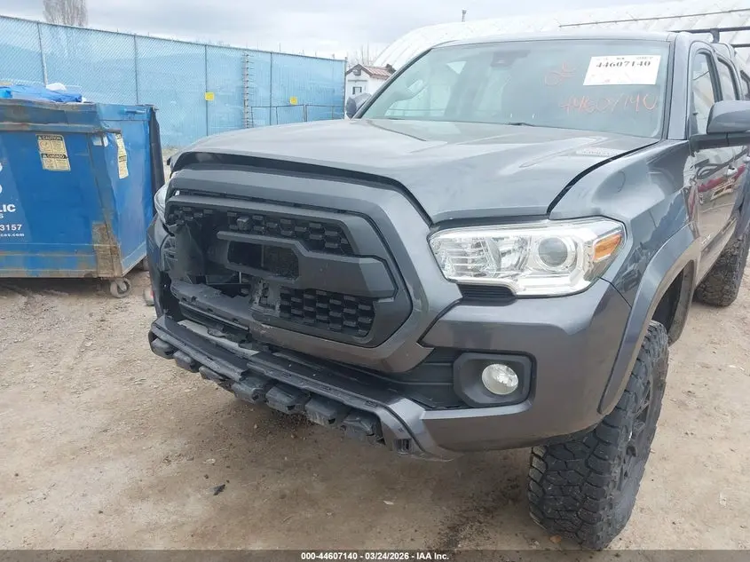 2020 TOYOTA TACOMA SR5 V6
