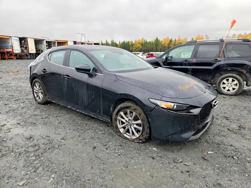 2024 MAZDA 3 SELECT SPORT  