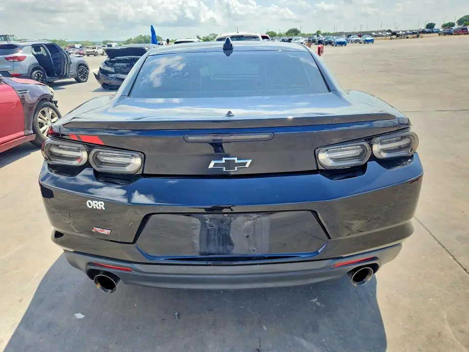 2021 CHEVROLET CAMARO LT  