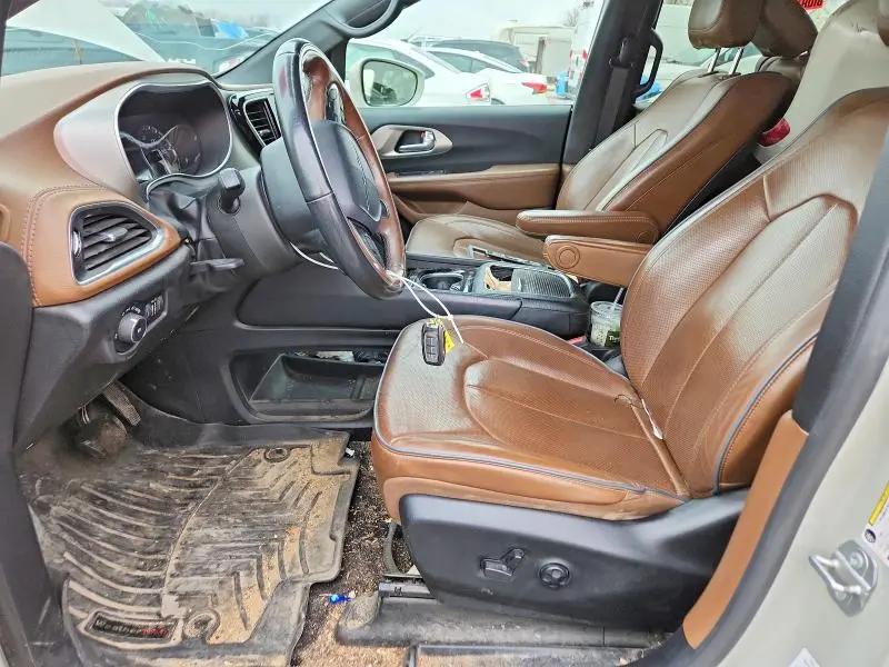 2021 CHRYSLER PACIFICA LIMITED  