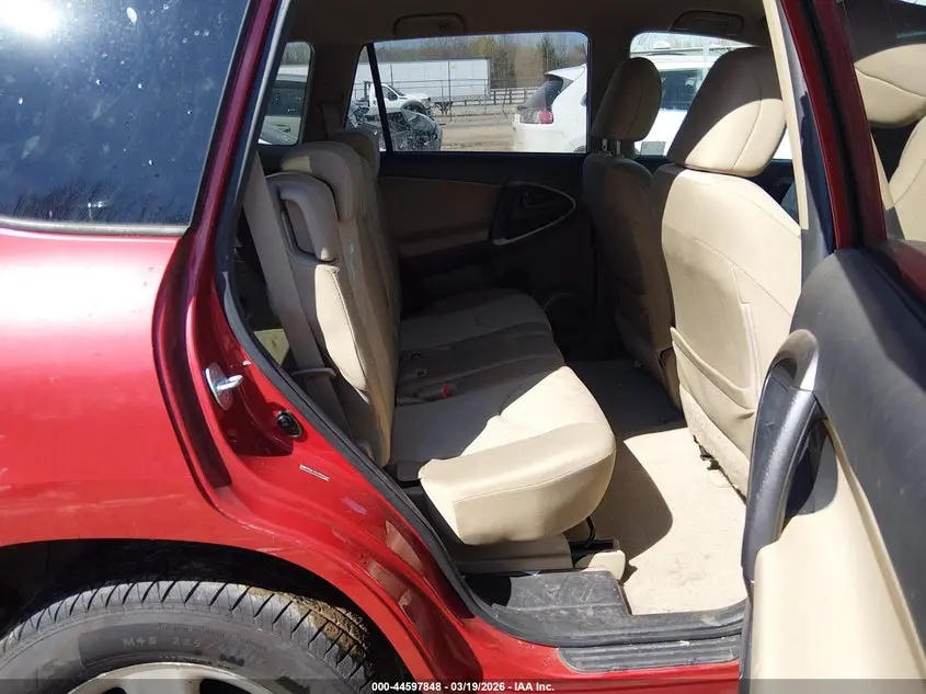 2011 TOYOTA RAV4  