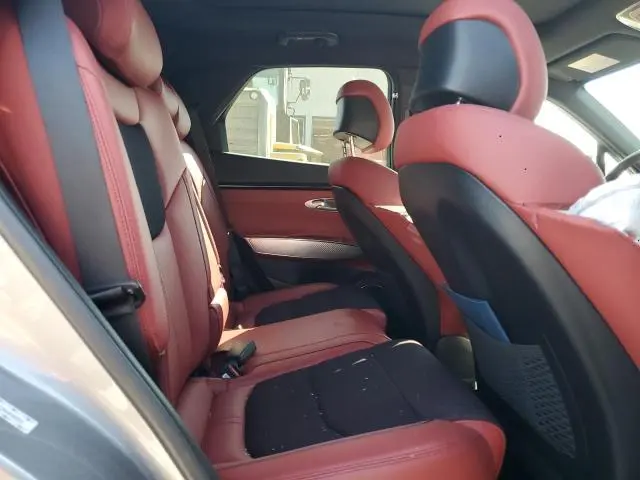 2022 GENESIS GV70 BASE  