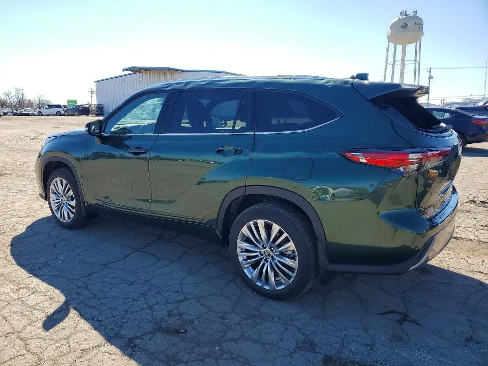 2023 TOYOTA HIGHLANDER PLATINUM  