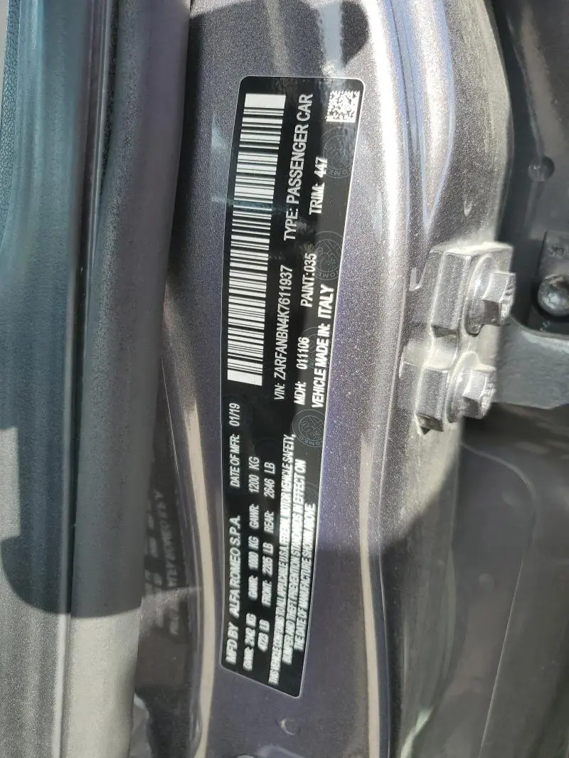 2019 ALFA ROMEO GIULIA TI  