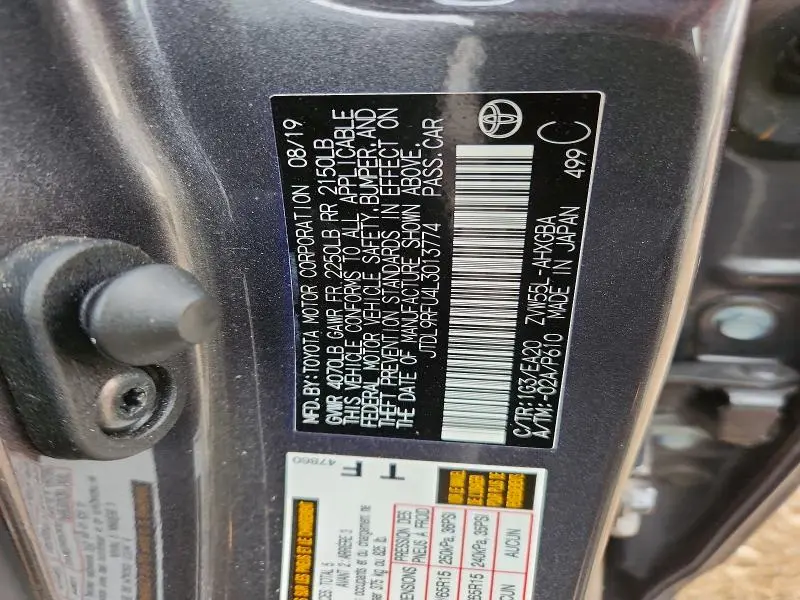 2020 TOYOTA PRIUS XLE AWD-E  