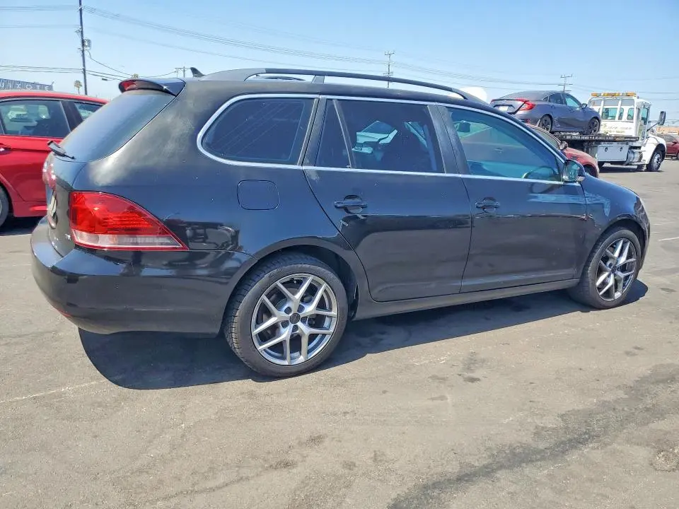 2011 VOLKSWAGEN JETTA TDI  