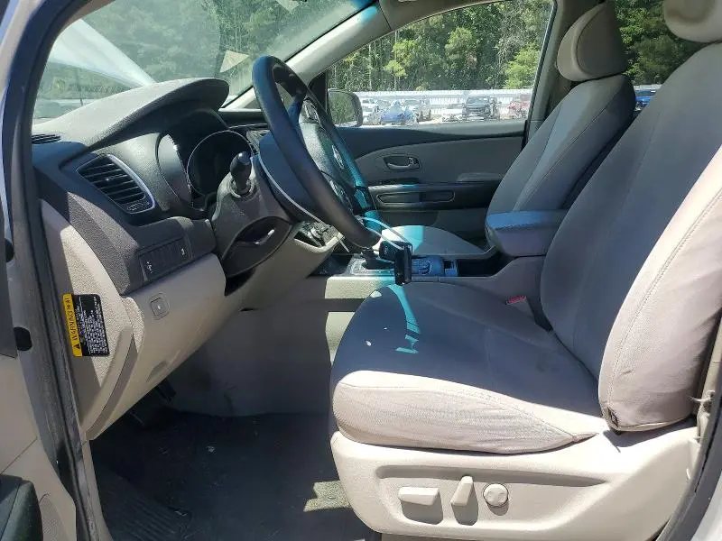 2016 KIA SEDONA LX  